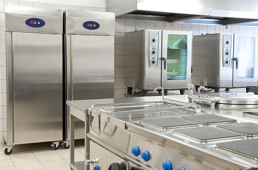 Potentially Hazardous Foods Temperature Management: The Importance of Blast Chillers